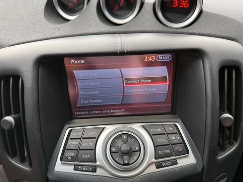 Used 2015 Nissan 370Z w/ Sport Package image 21