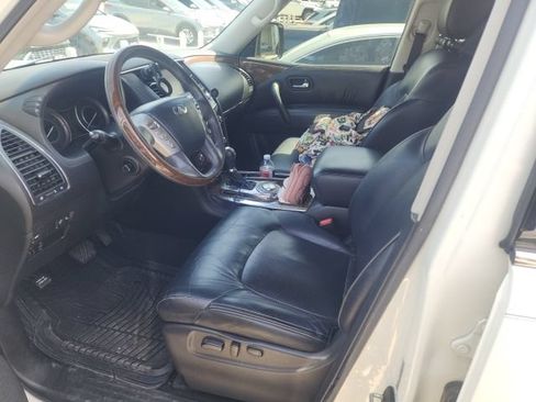 Used 2017 INFINITI QX80 2WD w/ Driver Assistance Package image 5