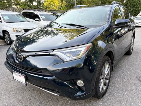 Used 2017 Toyota RAV4 Limited AWD/4WD image 3