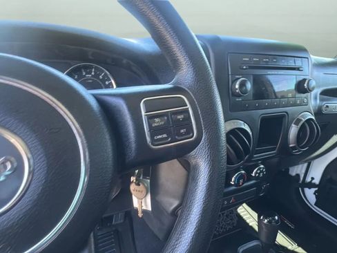 Used 2015 Jeep Wrangler Sport AWD/4WD image 19