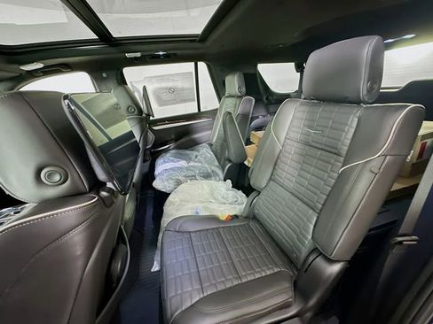 New 2026 Cadillac Escalade Platinum Sport w/ LPO, ONYX Package AWD/4WD image 14