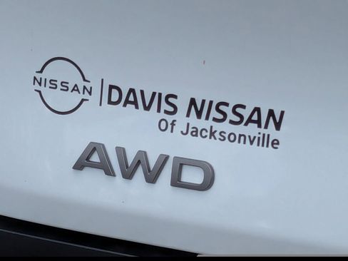 New 2025 Nissan Murano SL w/ Cargo Package AWD/4WD image 10