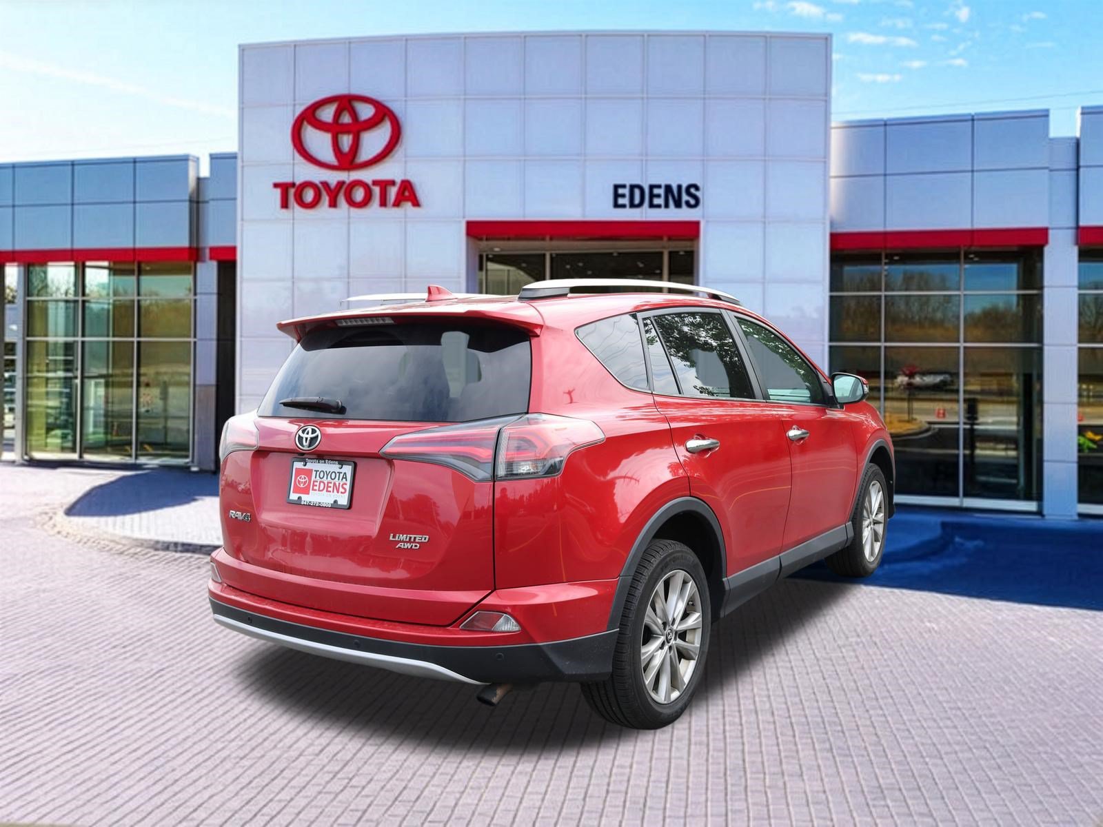 Used 2016 Toyota RAV4 Limited AWD/4WD image 3