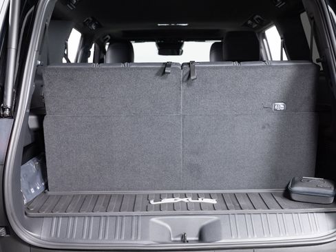 Used 2026 Lexus GX 550 w/ Accessory Package (2T) image 23