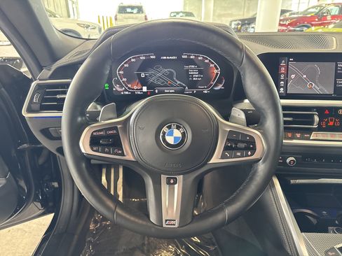 Used 2023 BMW 440i xDrive Convertible w/ M Carbon Exterior Package AWD/4WD image 17