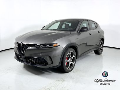 New 2025 Alfa Romeo Tonale w/ Premium Package