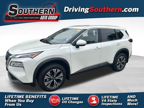 Used 2023 Nissan Rogue SV w/ SV Premium B Package FWD image 1