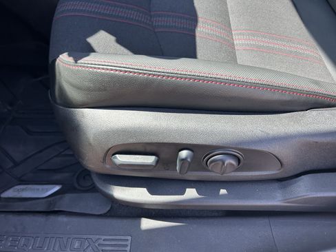 Certified 2023 Chevrolet Equinox RS w/ LPO, Floor Liner Package FWD image 11