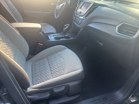 Used 2024 Chevrolet Equinox LT image 20