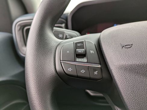 New 2025 Ford Maverick XL w/ Equipment Group 102A image 26