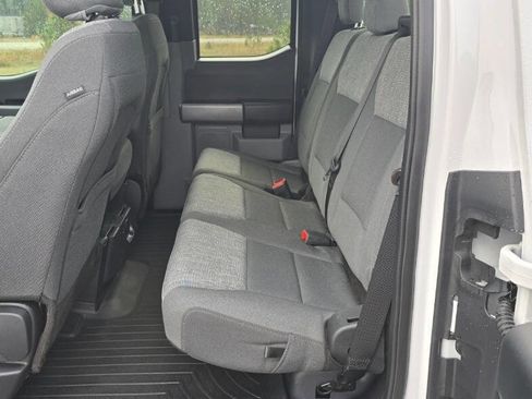 Used 2022 Ford F150 XLT image 19