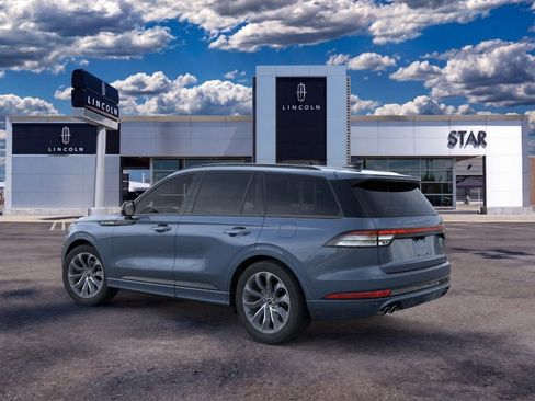 New 2026 Lincoln Aviator AWD w/ Jet Appearance Package image 4