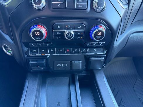 Used 2021 GMC Sierra 1500 AT4 w/ AT4 Value Package image 40