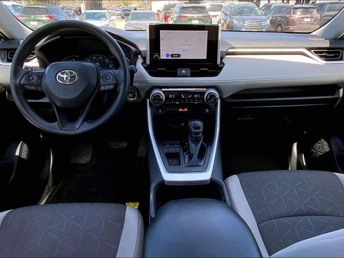 Used 2025 Toyota RAV4 XLE w/ Convenience Package image 16