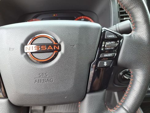 Certified 2024 Nissan Frontier PRO-4X w/ Pro Premium Package AWD/4WD image 9