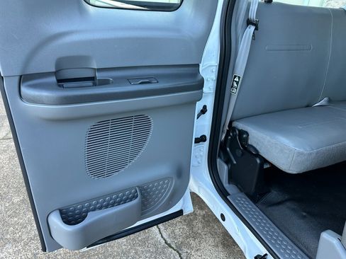 Used 2003 Ford F250 4x4 SuperCab Super Duty image 31