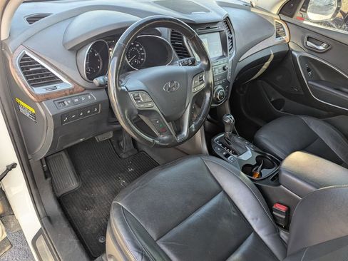 Used 2018 Hyundai Santa Fe Limited image 25