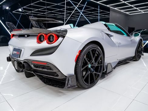 Used 2023 Ferrari F8 Tributo RWD image 18