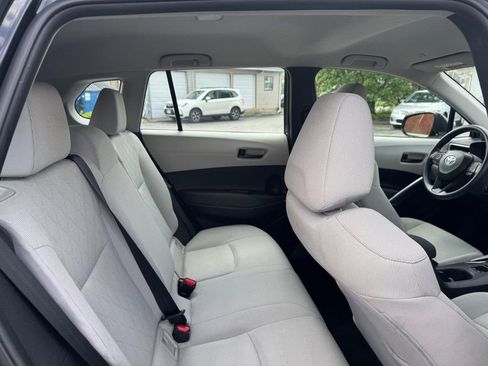 Used 2024 Toyota Corolla Cross L FWD image 13