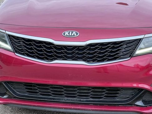 Used 2020 Kia Optima SE FWD image 34