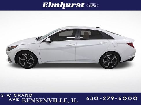 Used 2021 Hyundai Elantra Limited image 2