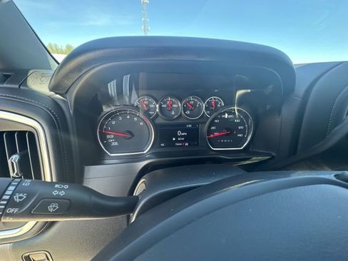 Used 2020 Chevrolet Silverado 1500 LT Trail Boss AWD/4WD image 13