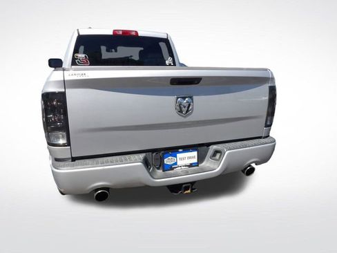 Used 2014 RAM 1500 Express RWD image 11