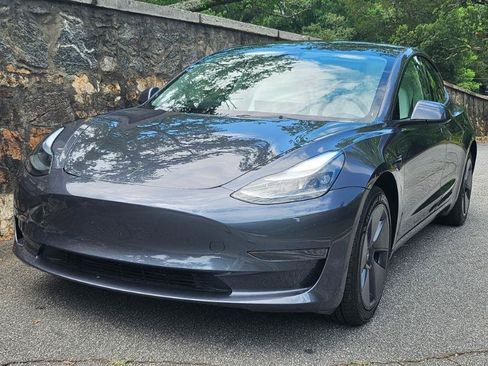 Used 2023 Tesla Model 3 Standard Range RWD image 13