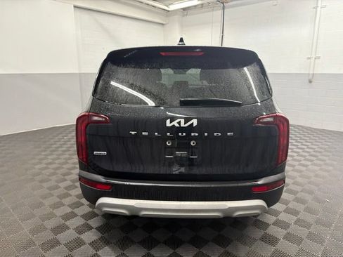 Used 2022 Kia Telluride LX AWD/4WD image 5