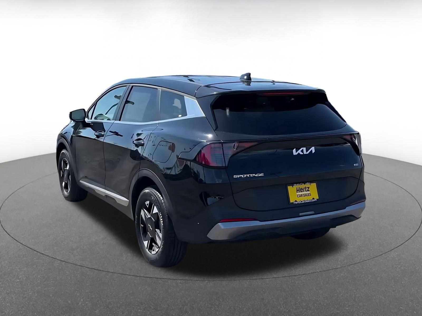 Used 2026 Kia Sportage LX AWD/4WD image 10