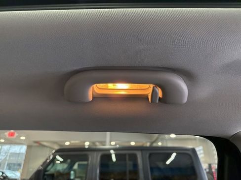 Used 2022 Jeep Compass Latitude w/ Sun and Sound Group image 41