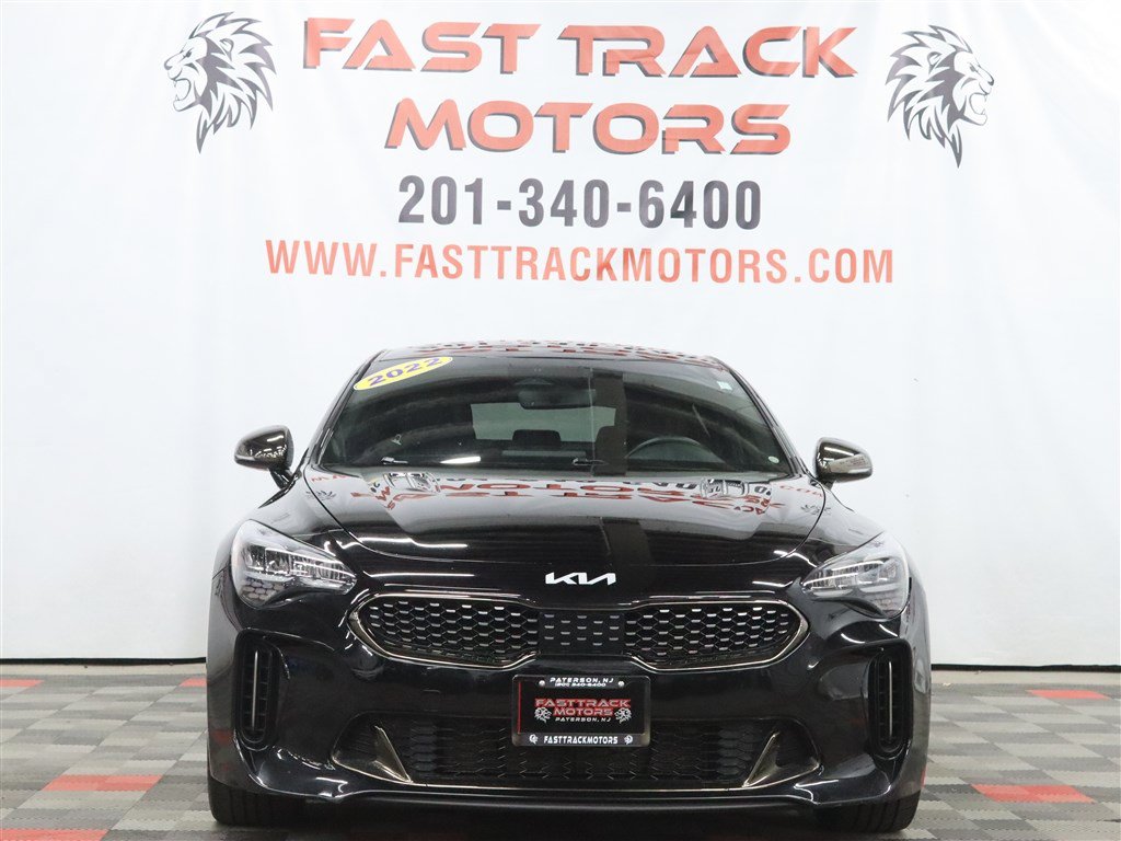 Used 2022 Kia Stinger GT-Line RWD image 2