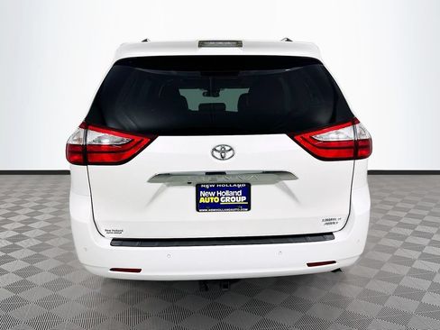 Used 2019 Toyota Sienna Limited Premium w/ Protection Package AWD/4WD image 6