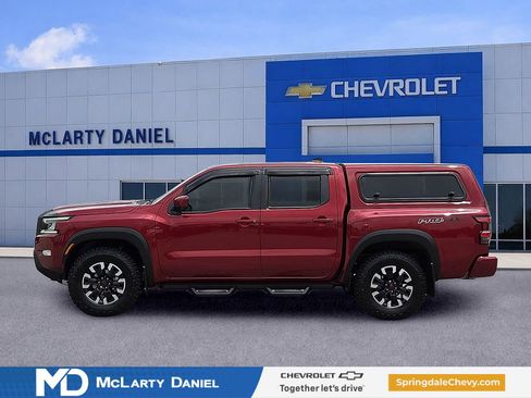 Used 2022 Nissan Frontier PRO-4X AWD/4WD image 3
