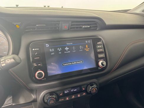 Used 2023 Nissan Kicks SR w/ SR Premium Package image 15