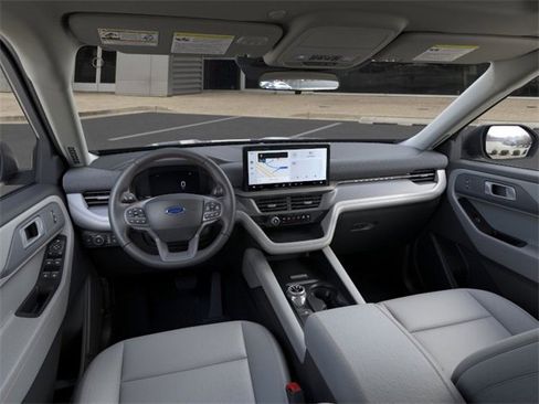 New 2025 Ford Explorer Active w/ Active Comfort Package image 9