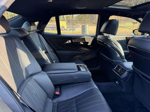 Used 2018 Lexus LS 500 AWD image 16