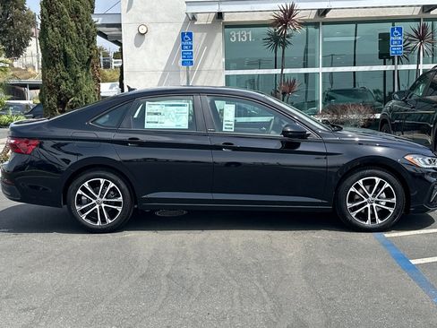 New 2026 Volkswagen Jetta Sport FWD image 4