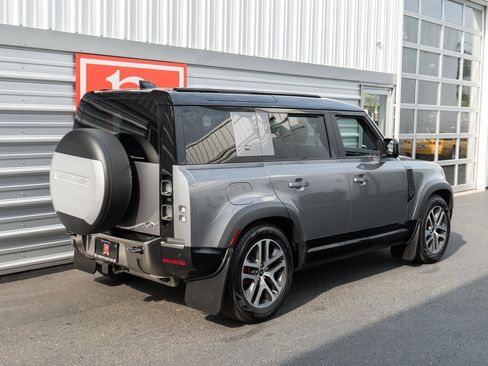 Used 2022 Land Rover Defender 110 X AWD/4WD image 40