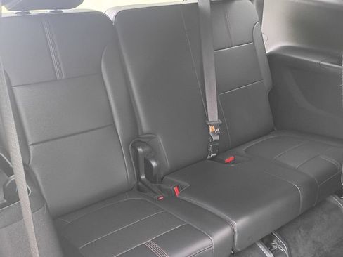 Used 2023 Chevrolet Traverse RS w/ LPO, Cargo Package AWD/4WD image 14