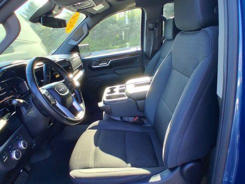 Used 2024 GMC Sierra 1500 SLE AWD/4WD image 10