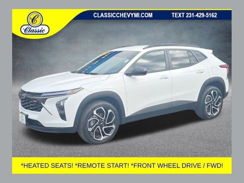 Used 2024 Chevrolet Trax RS FWD image 1