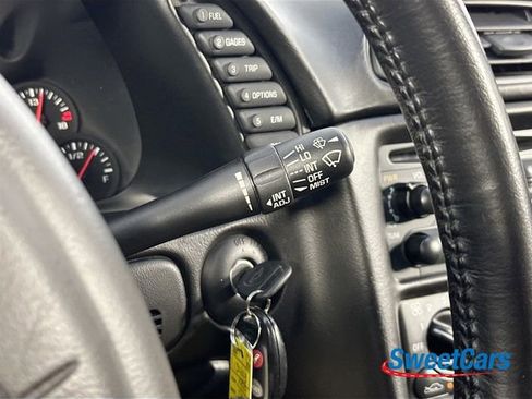 Used 1999 Chevrolet Corvette Coupe RWD image 15