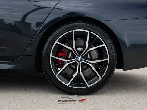Used 2021 BMW M550i xDrive w/ Premium Package image 12