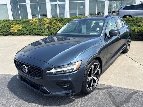Certified 2023 Volvo S60 B5 Plus w/ Climate Package FWD image 2