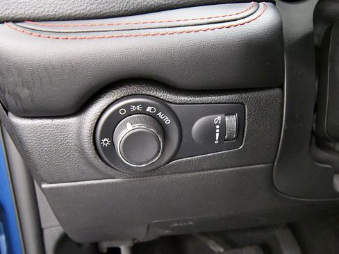 Used 2025 Dodge Durango GT AWD/4WD image 20
