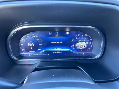 Used 2022 Chevrolet Tahoe High Country image 23