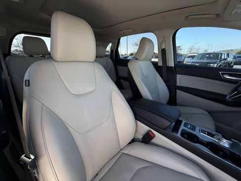 Used 2022 Ford Edge Titanium w/ Equipment Group 301A image 30