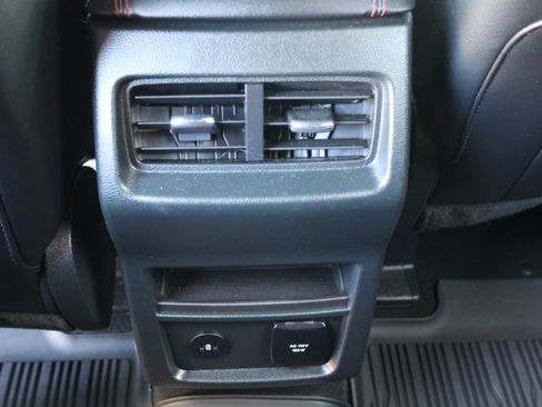 Used 2024 Ford Edge ST-Line AWD/4WD image 51