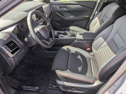 New 2026 Nissan Rogue SV image 17